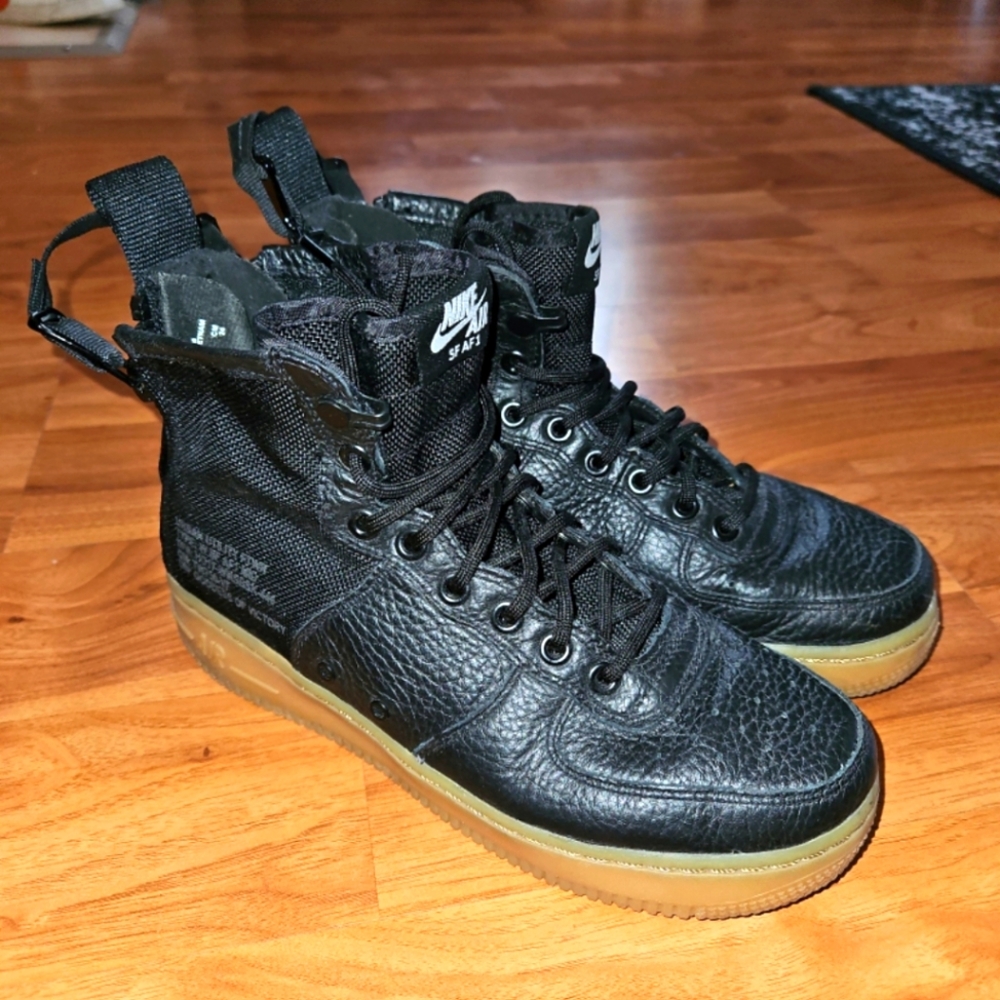 Black SF AF1 Sneakers